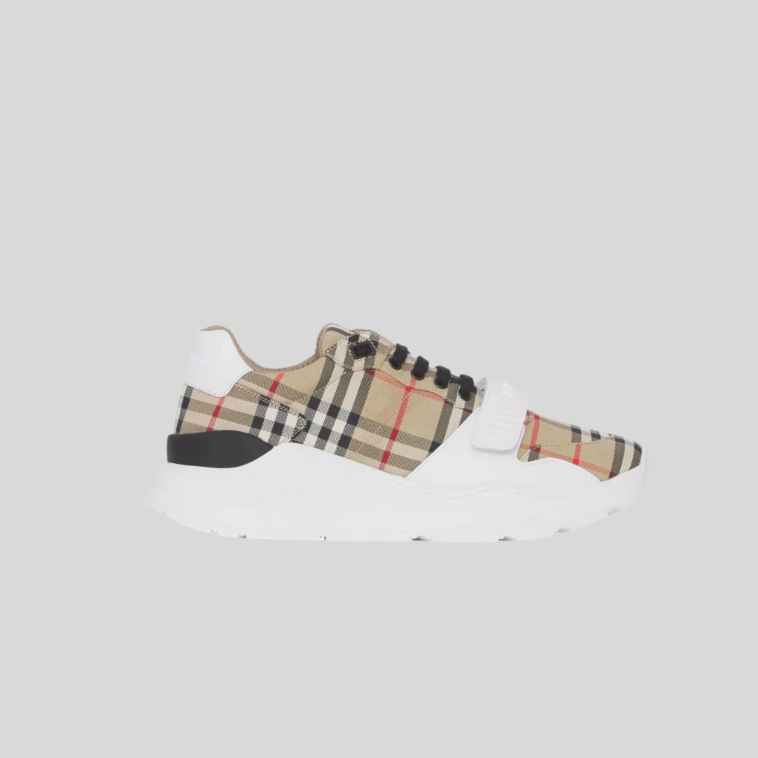 Burberry  Sneakers